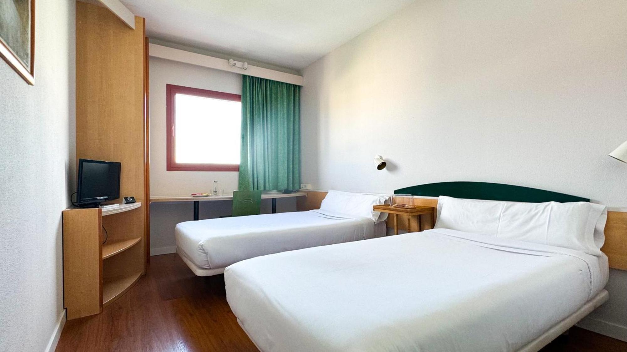Hotel Iris Guadalajara Luaran gambar