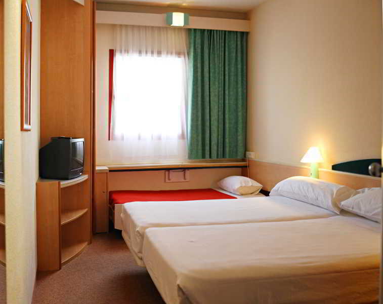 Hotel Iris Guadalajara Luaran gambar