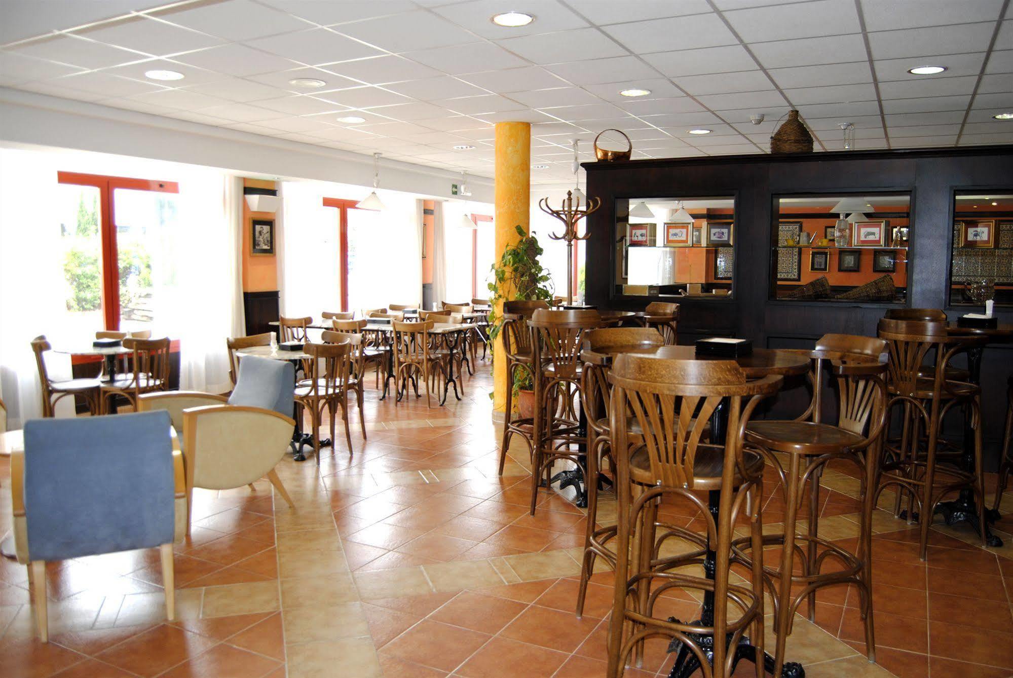 Hotel Iris Guadalajara Luaran gambar